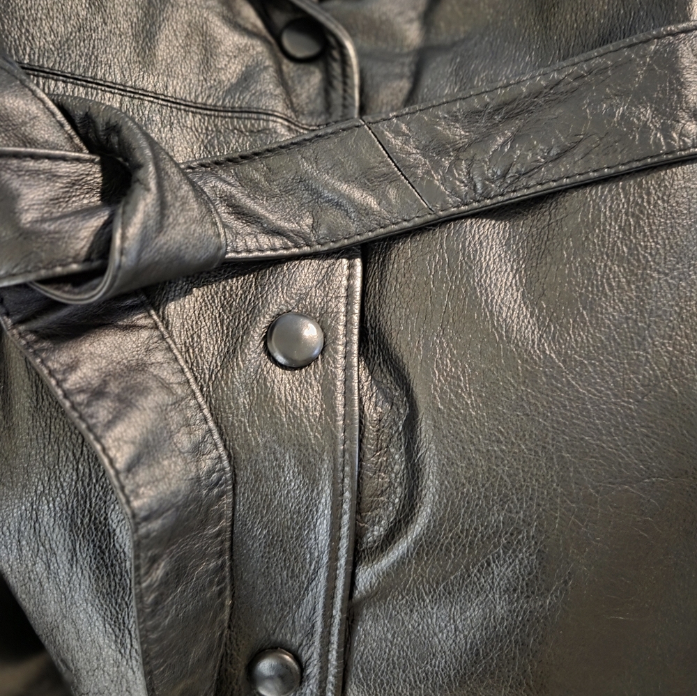 Wilson Women's Black Leather Jacket - Picture 7 of 7